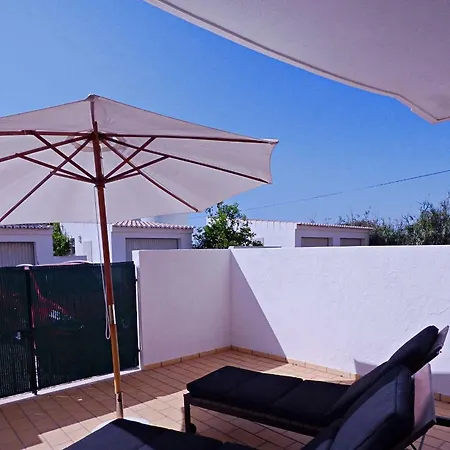 Апартаменты Casa Do Mar - T1 - Meia Praia Лагуш